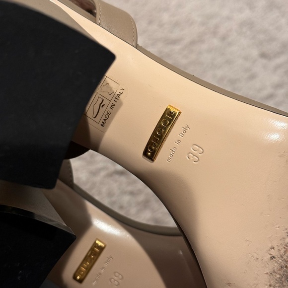 Gucci WOMEN'S MID-HEEL SANDAL - Picture 2 of 5